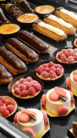 Patissier-chocolatier Guillet food