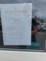 Le Passe Simple outside