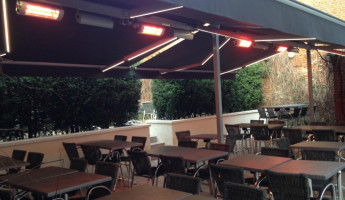 La Terrasse Des Capucins food