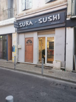 Sura Sushi inside