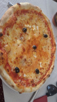 Pizza Duomo food
