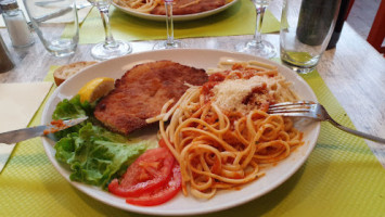 Restaurante a Napoli food