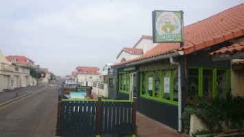 La Grenouille Ailee food