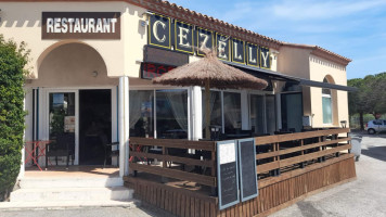 Le Cezelly food