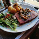 La Cave A Cochon Comida