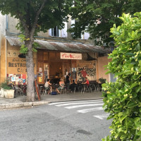 Cafe Du Cours outside
