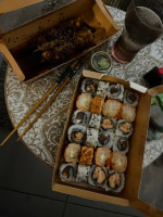San Sushi food