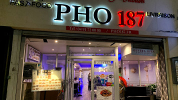 Restaurant O-Pho inside