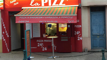 La Pizz' Meximieux outside