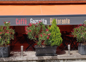 Gazzetta Caffe Voiron inside