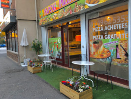 Napoli Pizza inside