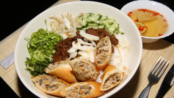 Pho Hue food