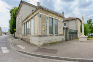 Abbaye des Premontres Restaurant outside