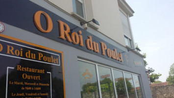 O Roi Du Poulet inside