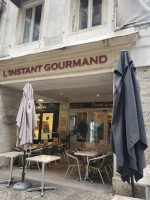 L’Instant Gourmand inside