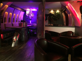 Le Take-Off Bar Lounge Club inside