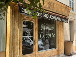 Minute Cocotte outside