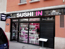 Sushi In Chatillon outside