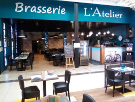 Brasserie L'atelier inside