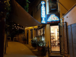 Pizzeria Etna outside