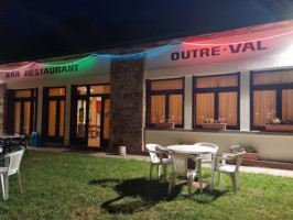 Outre-val food