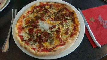 Pizza Zava food