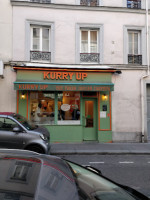 Kurry-Up outside