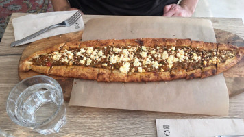 Pide Paris food