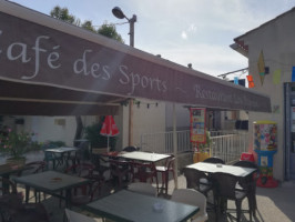 Cafe des Sports St Julien de Peyrolas food