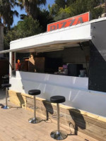 Pizza Giovani outside