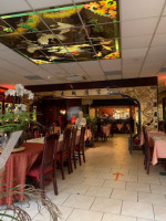 Restaurant la Grande Muraille inside