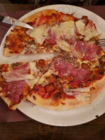 Pizzeria Pizzados food