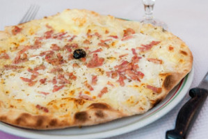 Pizza Sarda food