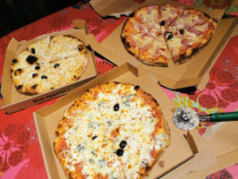 Pizza Centrale food