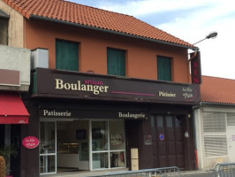 Boulangerie La Mie Du Pain outside