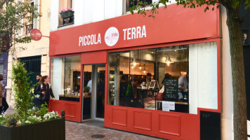 Piccola Terra food