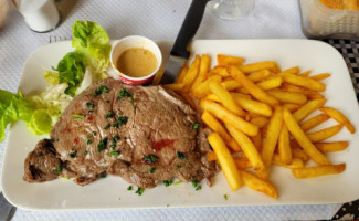 Auberge Blanche De Castille food