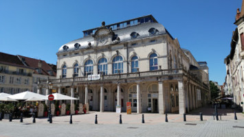 Brasserie Le Strasbourg inside