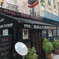 Hall's Beer Tavern food