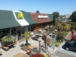 Mcdonald's outside