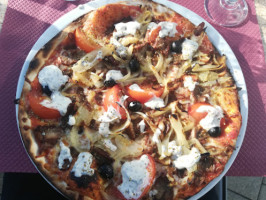 La Pizzaladiere food