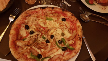LE PLAZA Restaurant Pizzeria food