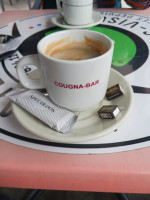 Cougna-Bar food