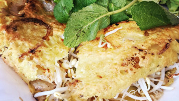 Nguyen Hoang food