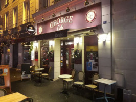 Le Georges Cafe inside