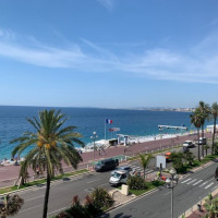 Mercure Nice Promenade des Anglais Restaurant outside