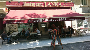 Restaurant Lanka food