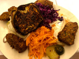 Restaurant Kosher Pitzman food