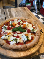 Pizzeria Regina Di Napoli food