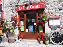 La Tour Carree inside
